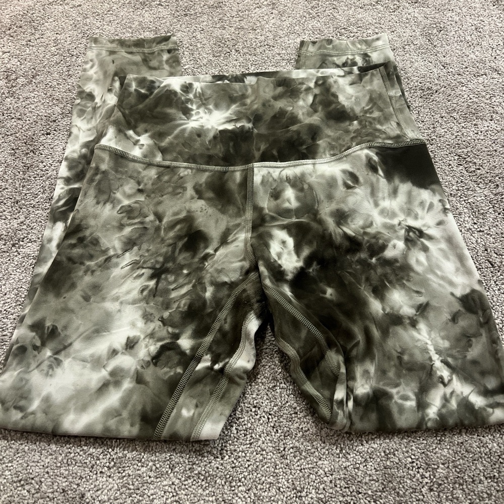 Lululemon Athletica Tie-Dye Leggings